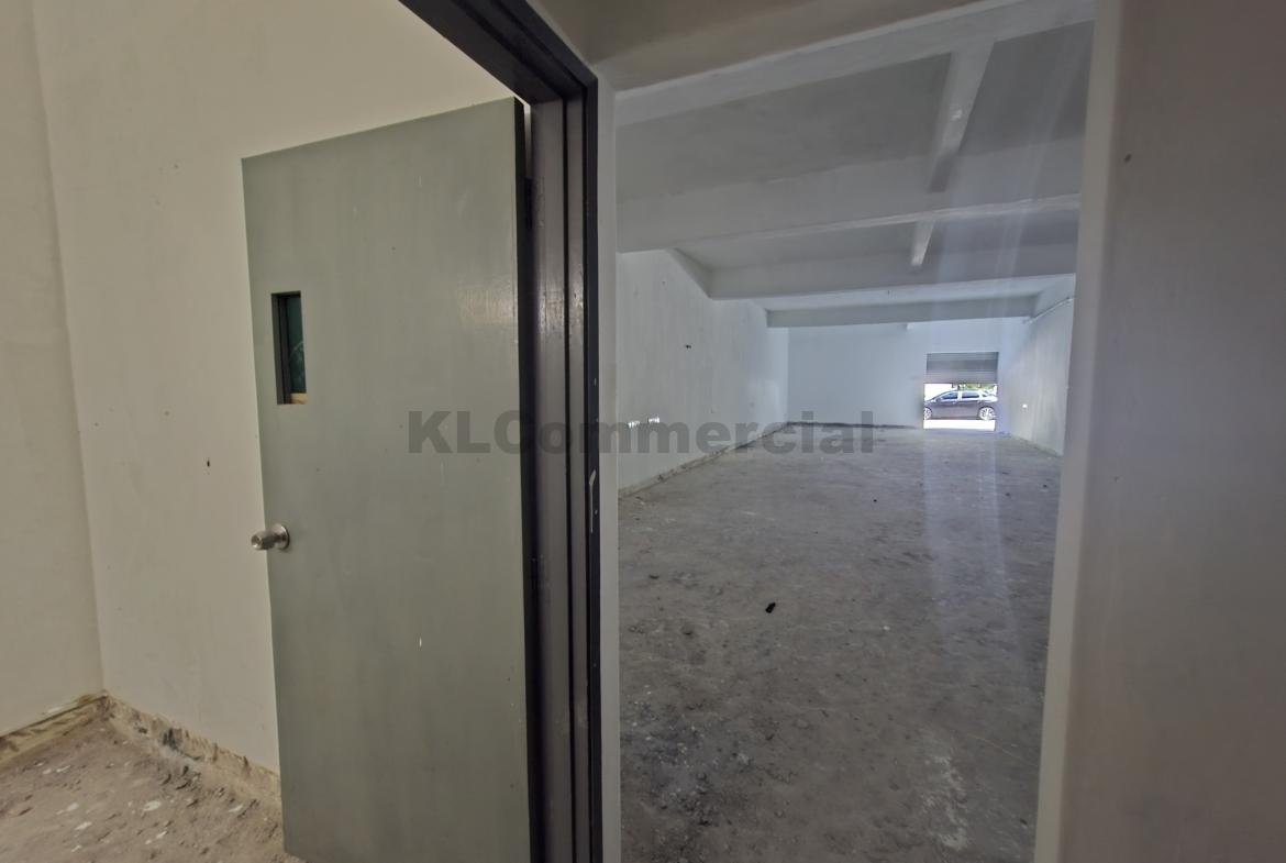 TTDI Shoplot For Rent | Rare Ground Floor
