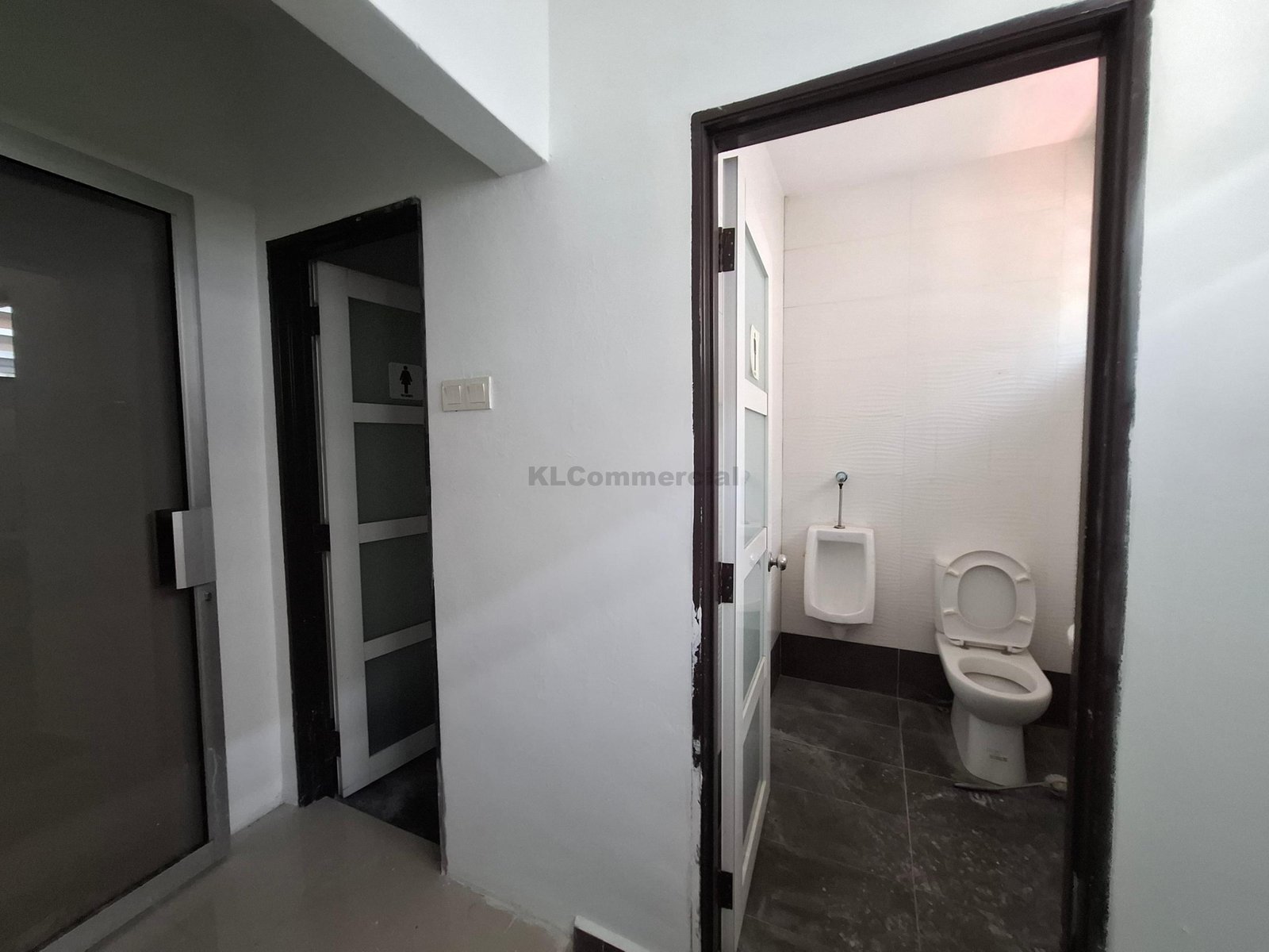 TTDI Shop-Office For Rent | First Floor