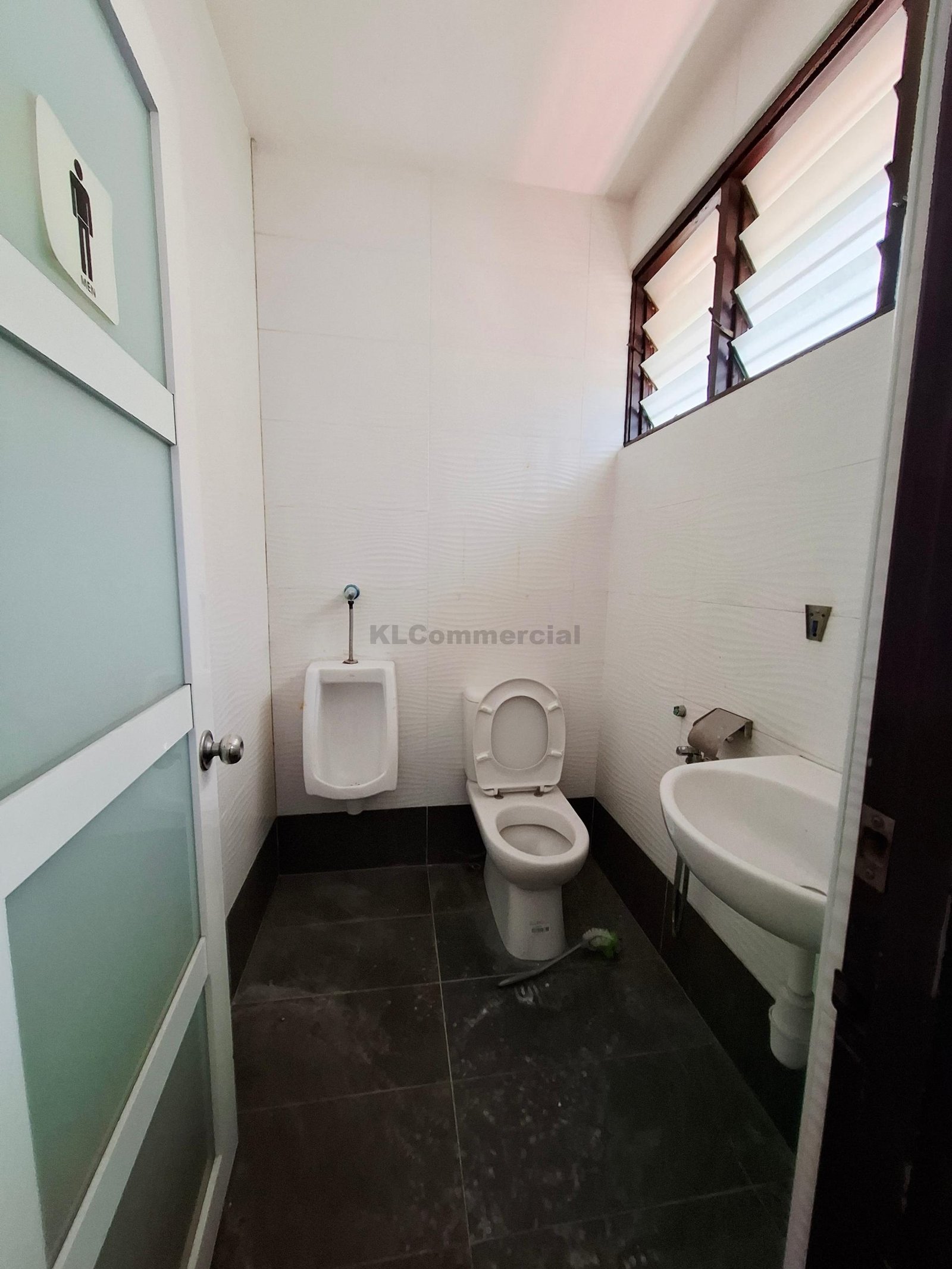 20260520_114721 TTDI Shop-Office For Rent | First Floor